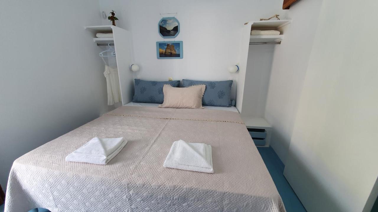 Aphrodite Of Milos Adámas Extérieur photo